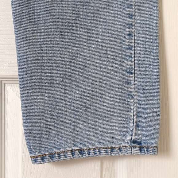 Levi's Y2K Vintage 505 Medium Wash Regular Fit Straight Leg Jeans 36 x 32 - Picture 16 of 16